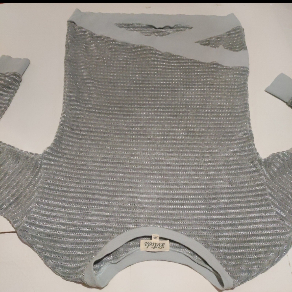 Listicle Sweater - Picture 4 of 11